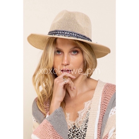 POL Natural + Decorative Beaded Fringe Band Woven Sun Hat - Picture 6 of 13